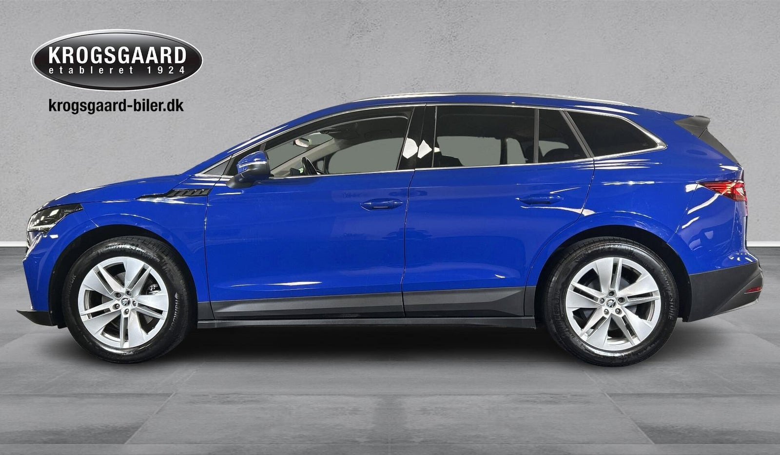 Blå Skoda Enyaq fra 2023