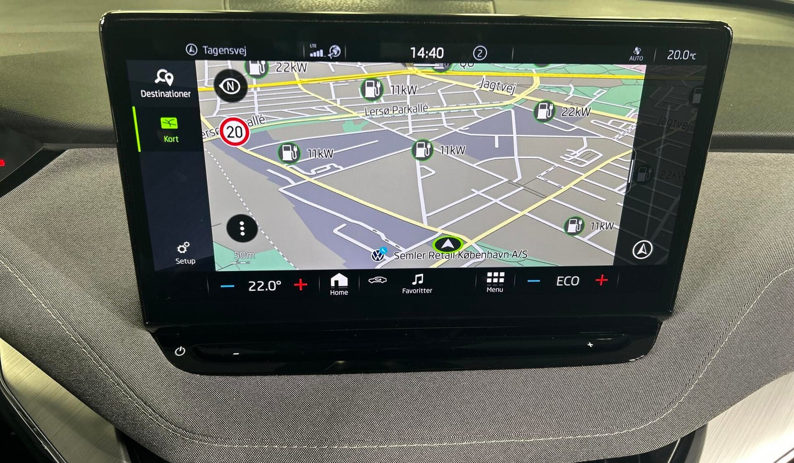 Blå Skoda Enyaq fra 2023