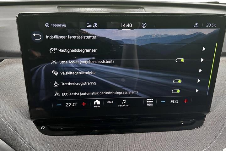 Blå Skoda Enyaq fra 2023