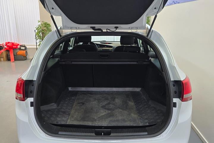 Hvid Kia Ceed fra 2018