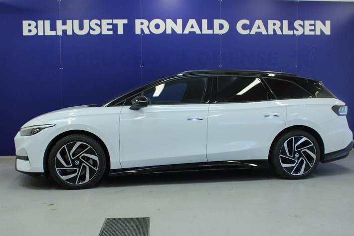 Hvid VW ID.7 fra 2025