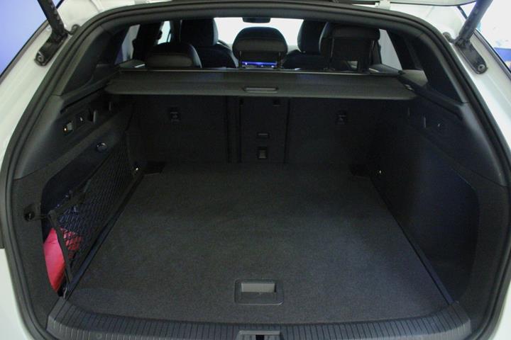 Hvid VW ID.7 fra 2025