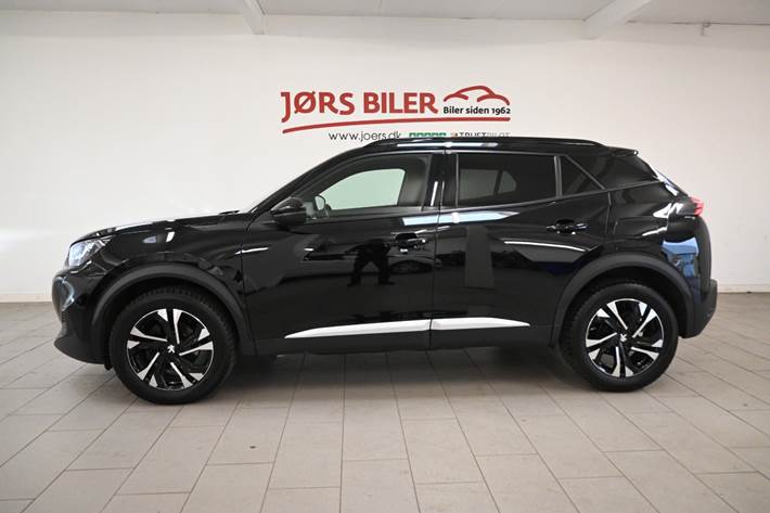 Sort Peugeot 2008 fra 2023