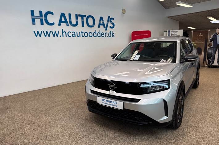 Sølv Opel Frontera fra 2025