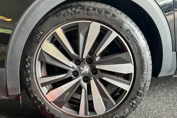 Sort Peugeot 3008 fra 2020