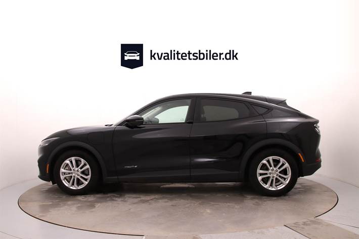 Sort Ford Mustang Mach-E fra 2022