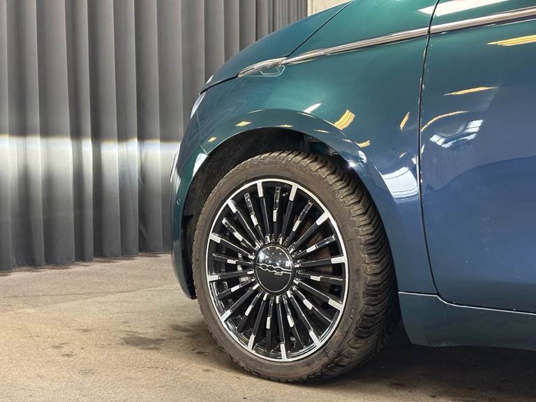 Fiat 500e EL La Prima By Bocelli 118HK Cabr. Aut.