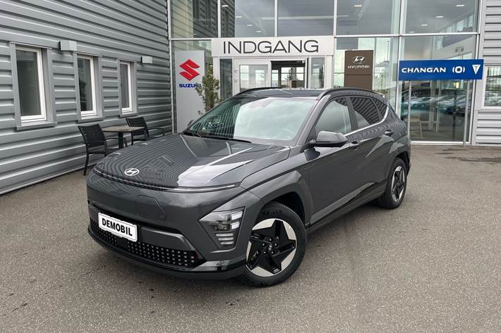 Grå Hyundai Kona fra 2025