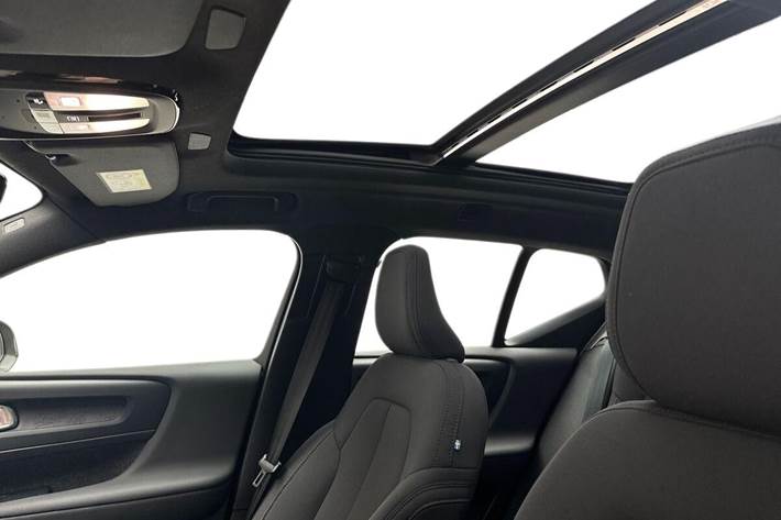 undefined Volvo XC40 fra 2024