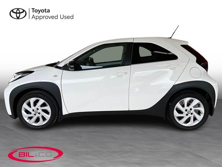 Toyota Aygo X 1,0 VVT-I Active 72HK 5d