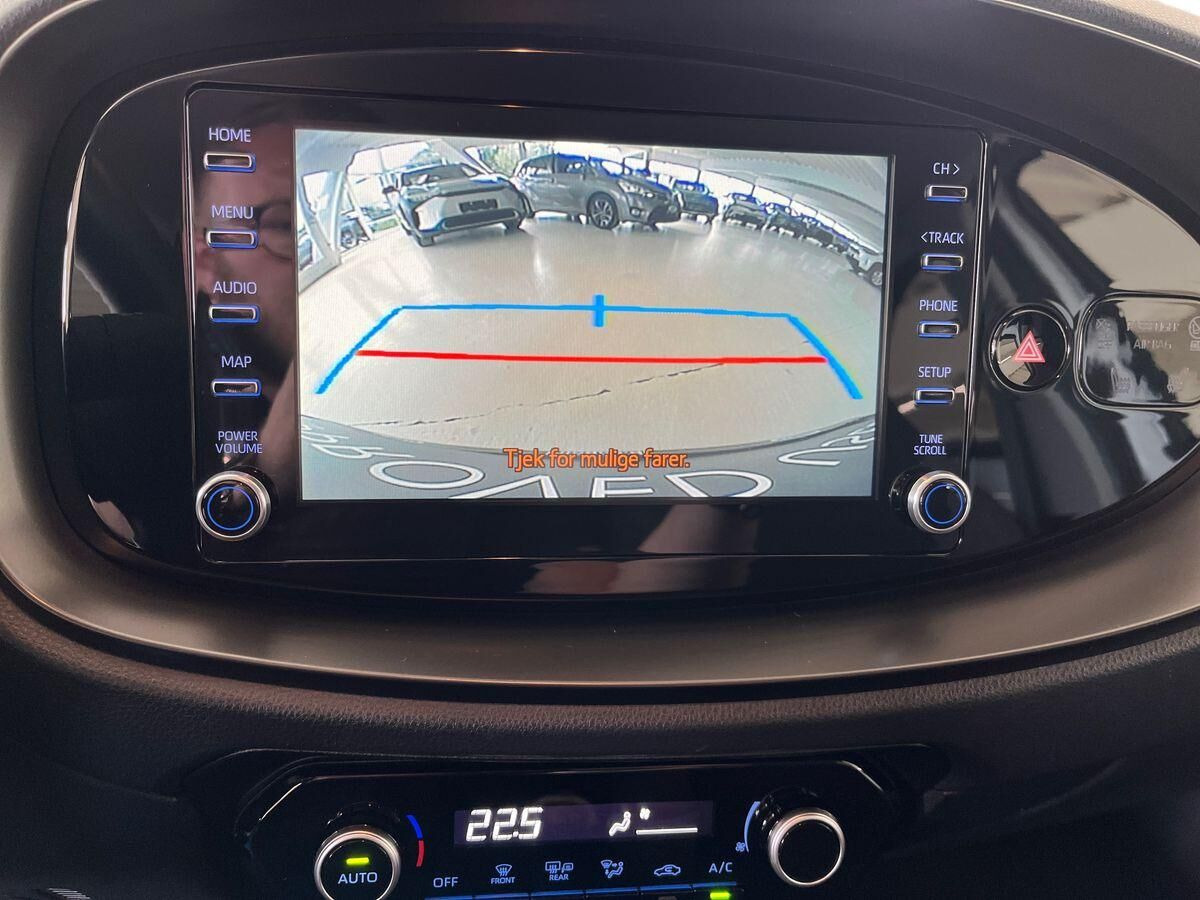 Hvid Toyota Aygo X fra 2022