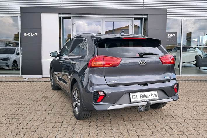 Blå Kia Niro fra 2022