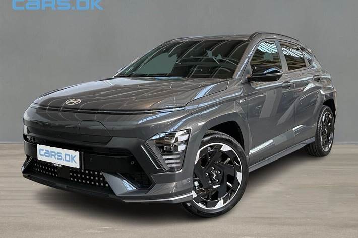Grå Hyundai Kona fra 2026 set udefra
