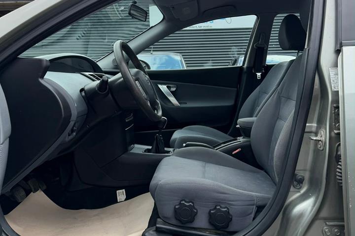 undefined Nissan Primera fra 2007 set indefra