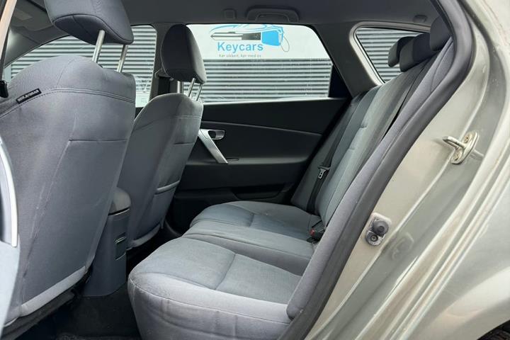 undefined Nissan Primera fra 2007 set indefra