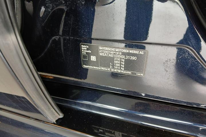 Sort BMW X5 fra 2022