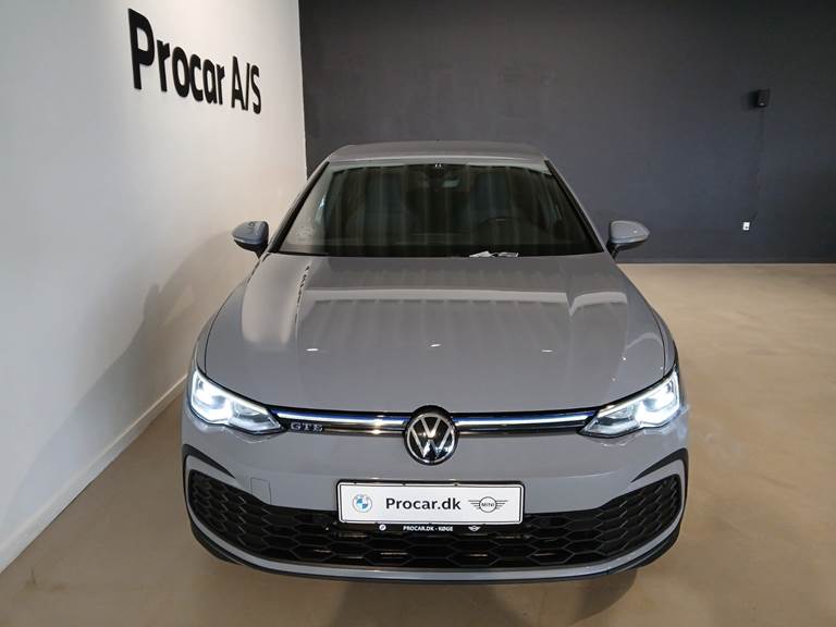 VW Golf VIII 1,4 GTE DSG
