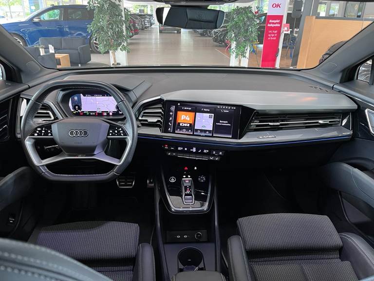 Audi Q4 e-tron 45 S-line