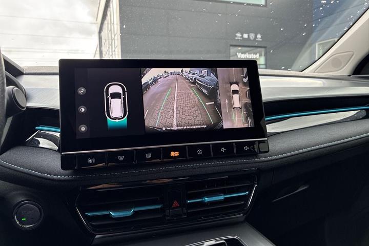 Sort MG MG5 fra 2023