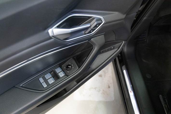 Sort Audi e-tron fra 2022
