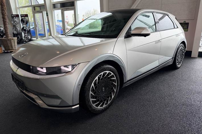 Gul Hyundai Ioniq 5 fra 2023
