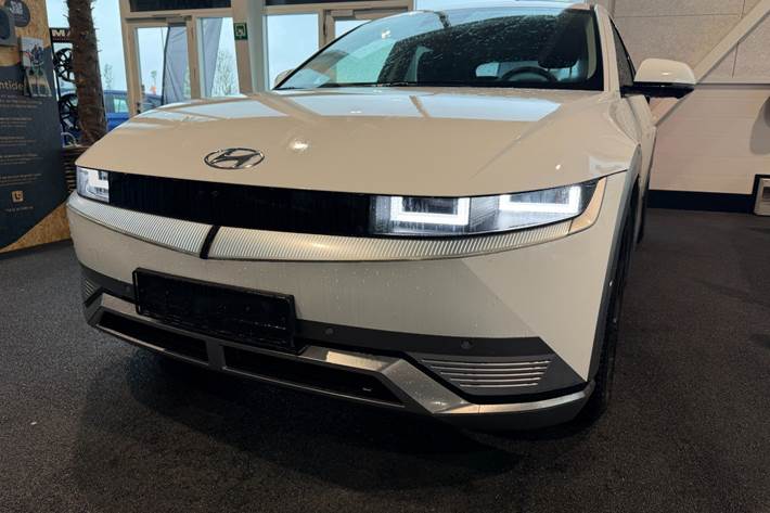 Hvid Hyundai Ioniq 5 fra 2023