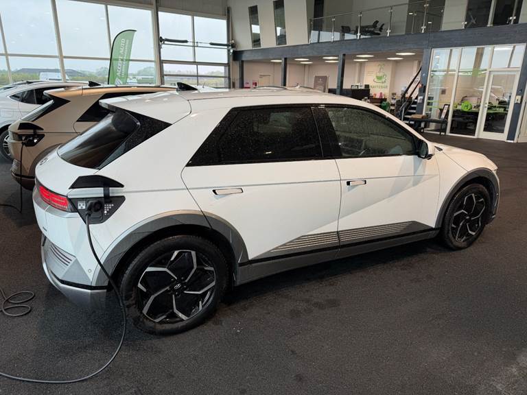 Hyundai Ioniq 5 77 Uniq AWD
