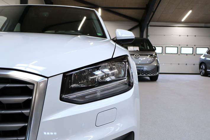 Hvid Audi Q2 fra 2018