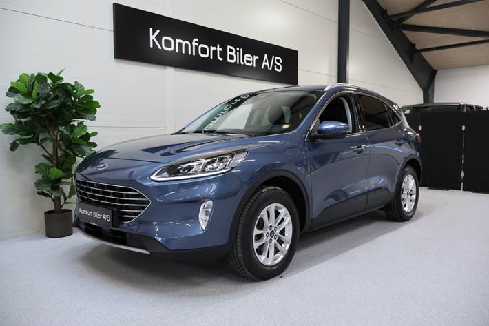 Blå Ford Kuga fra 2021