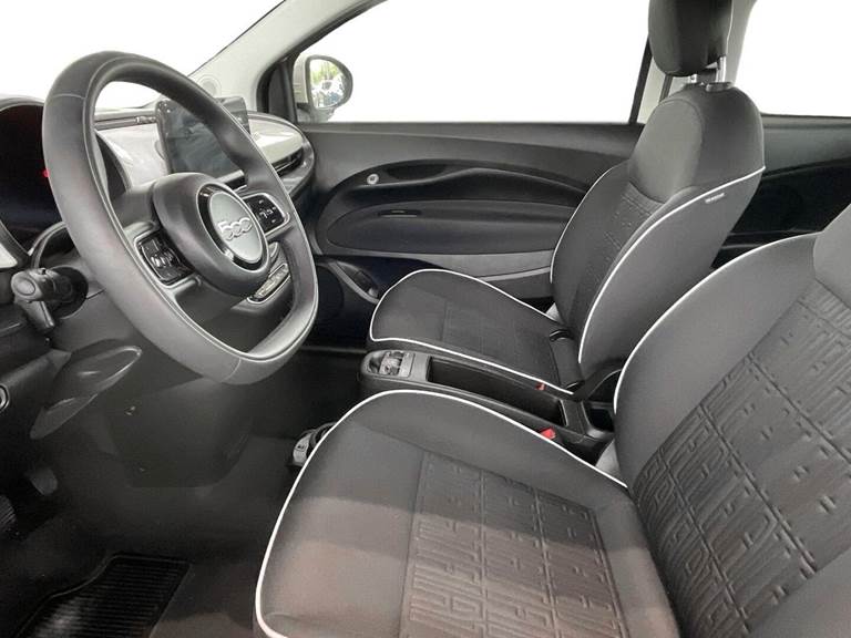 Fiat 500e 42 Icon