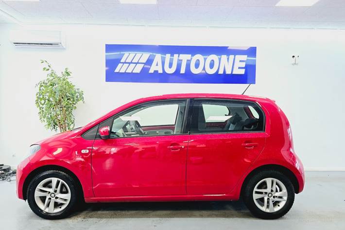 Rød Seat Mii fra 2015