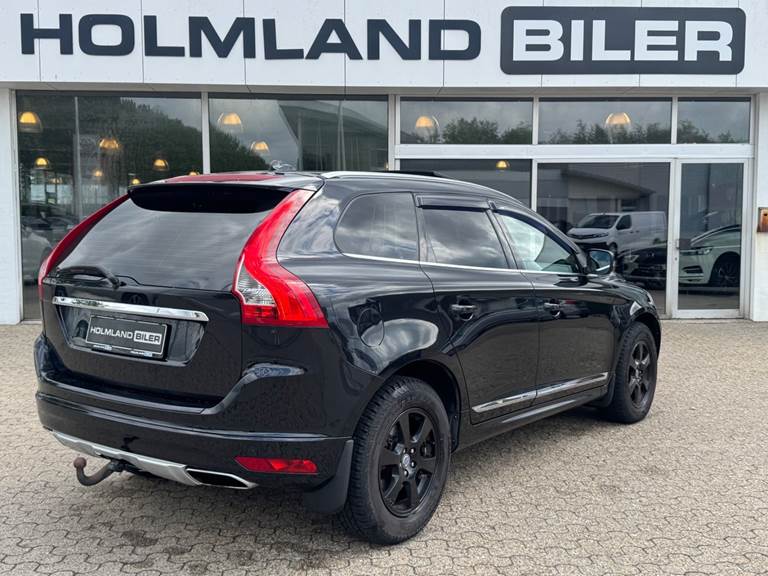 Volvo XC60 2,4 D5 215 Summum aut. AWD