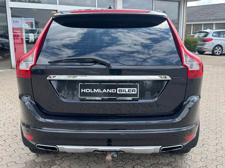 Volvo XC60 2,4 D5 215 Summum aut. AWD