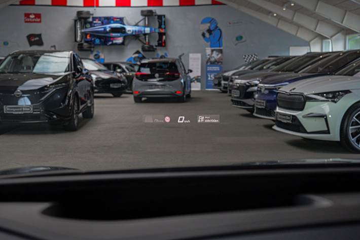 Blå Cupra Tavascan fra 2024