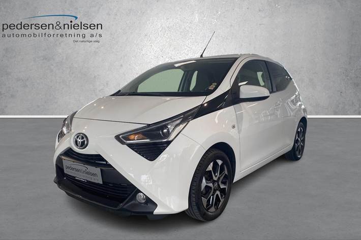 Hvid Toyota Aygo fra 2020