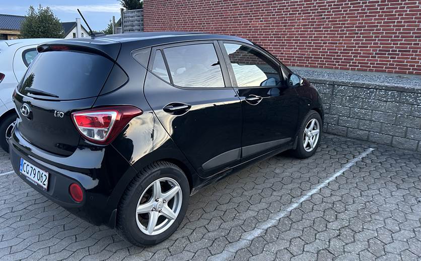 Hyundai i10 1,0 (hatchback)