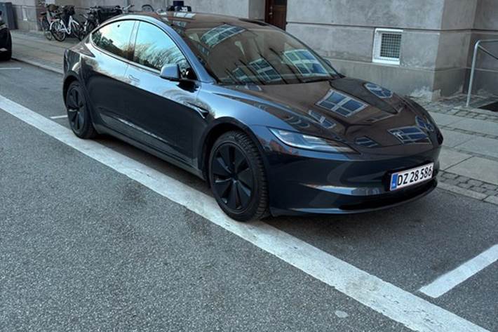 undefined Tesla Model 3 fra 2024