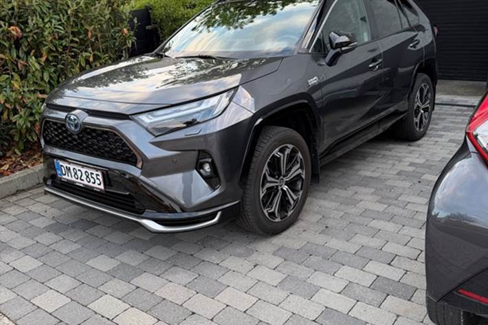 undefined Toyota RAV4 Plug in fra 2022