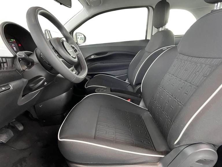 Fiat 500e 42 Icon