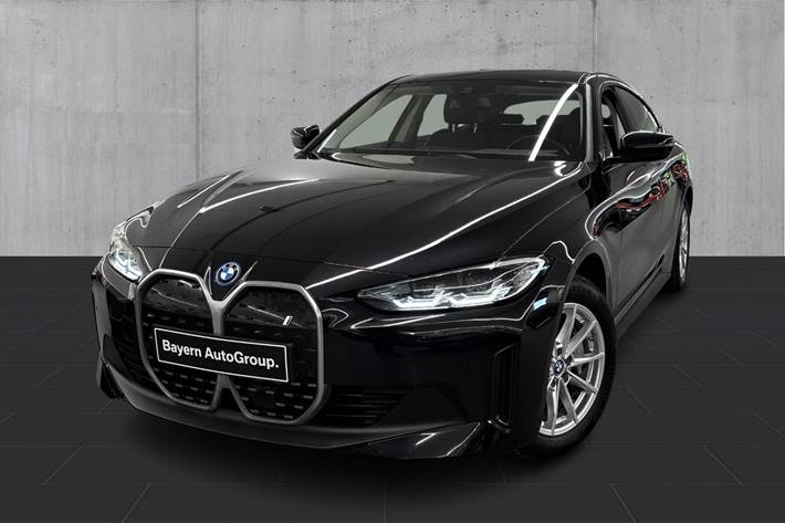 Sort BMW i4 fra 2023
