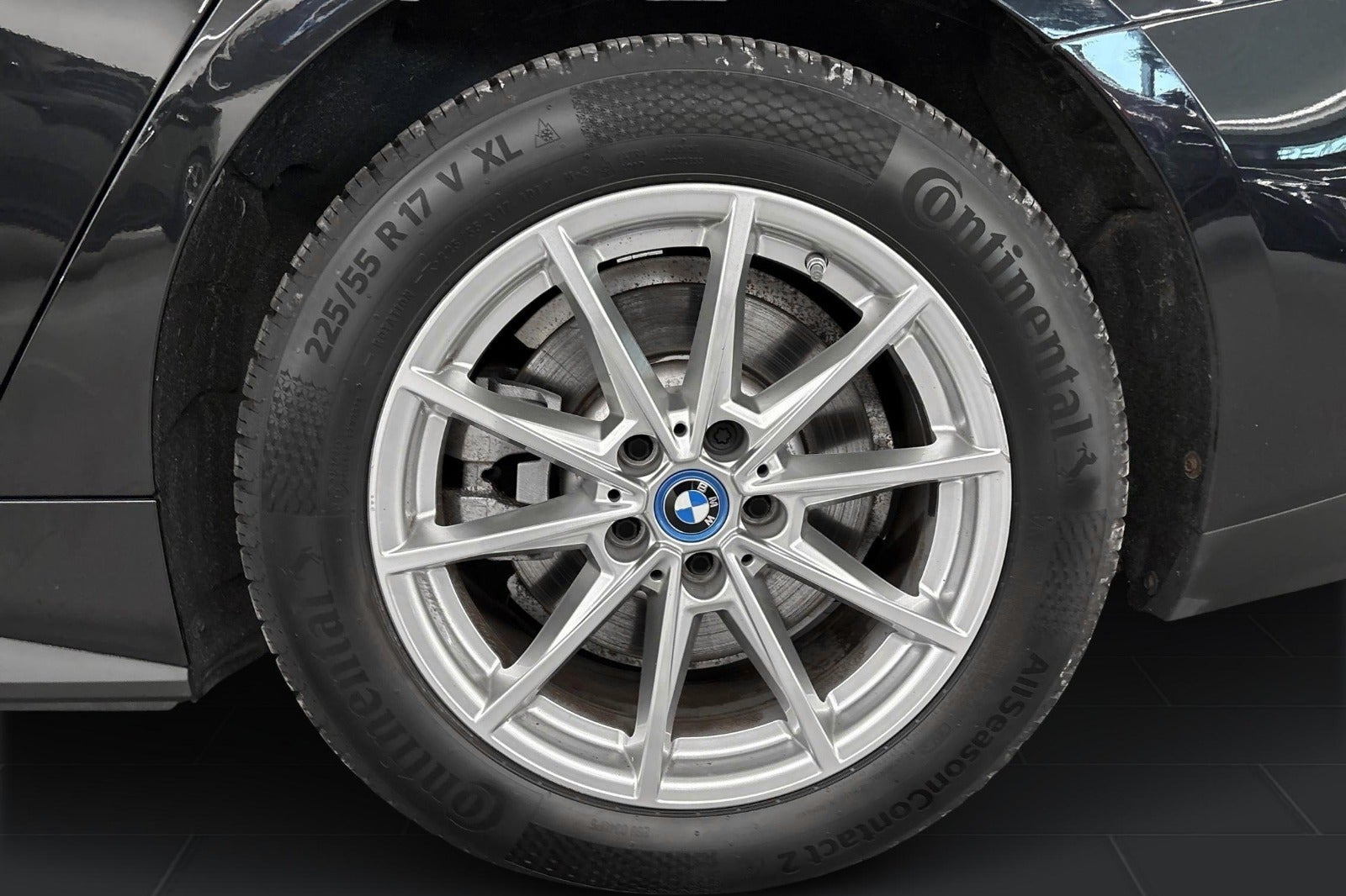 Sort BMW i4 fra 2023