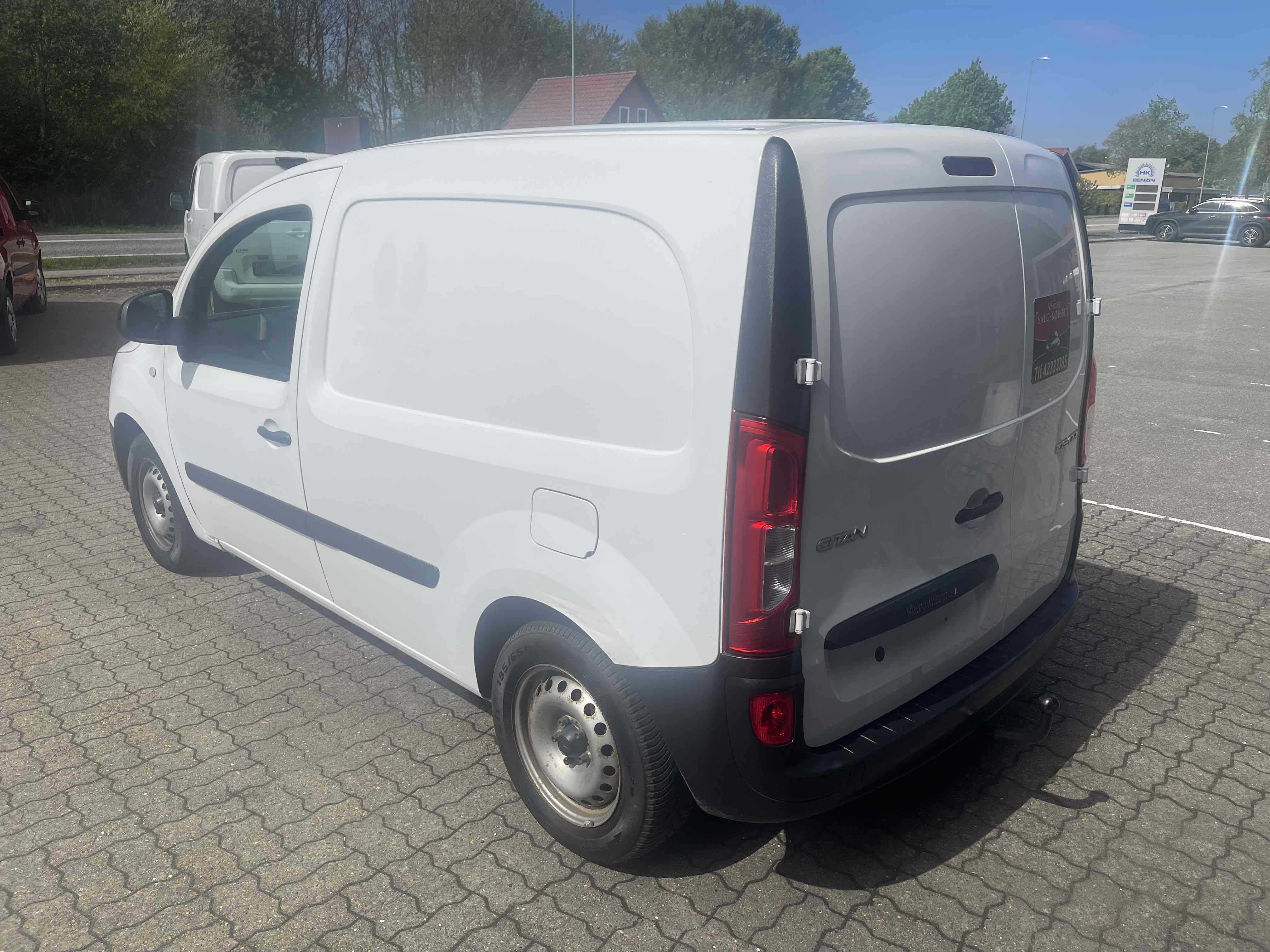 Hvid Mercedes Citan 109 fra 2020