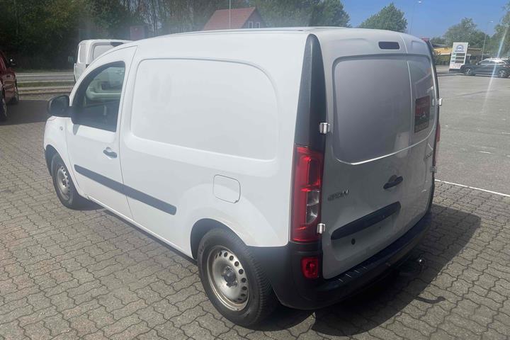 Hvid Mercedes Citan 109 fra 2020
