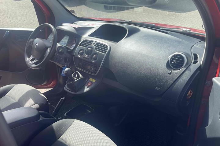 Rød Renault Kangoo fra 2021