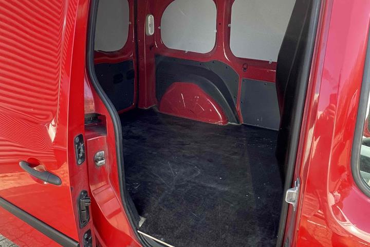Rød Renault Kangoo fra 2021