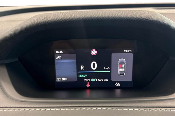 Sølv Skoda Enyaq fra 2025
