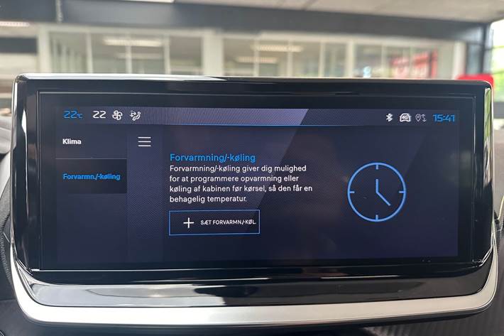 Sort Peugeot e-208 fra 2025