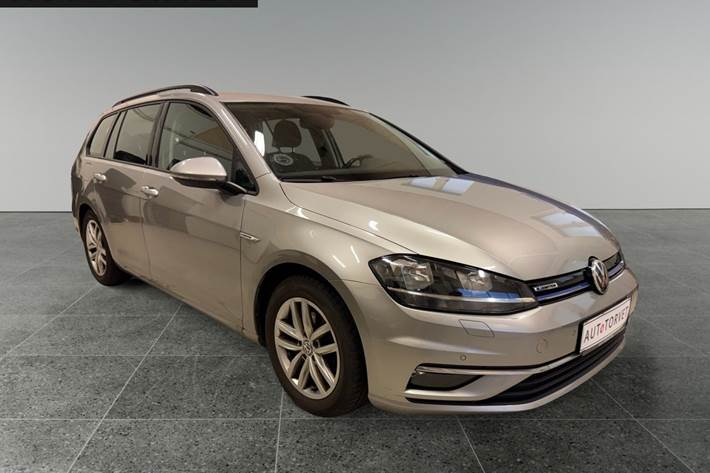 Sølv VW Golf VII fra 2018