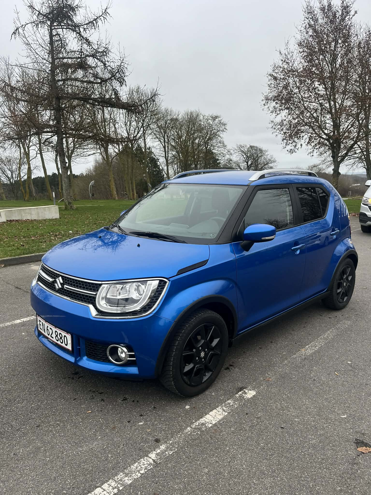 Blå Suzuki Ignis fra 2020