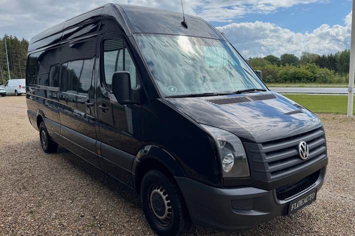 Sort VW Crafter fra 2016